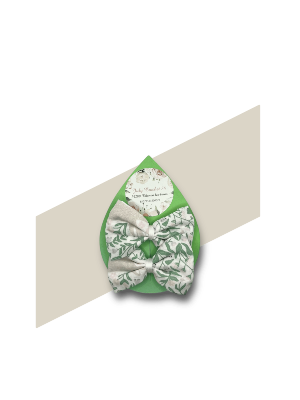 barrettes motif fleurs beiges