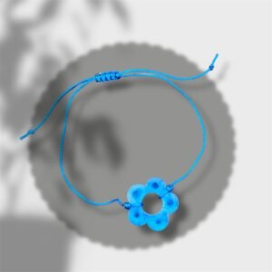 bracelet fleur bleu avec points