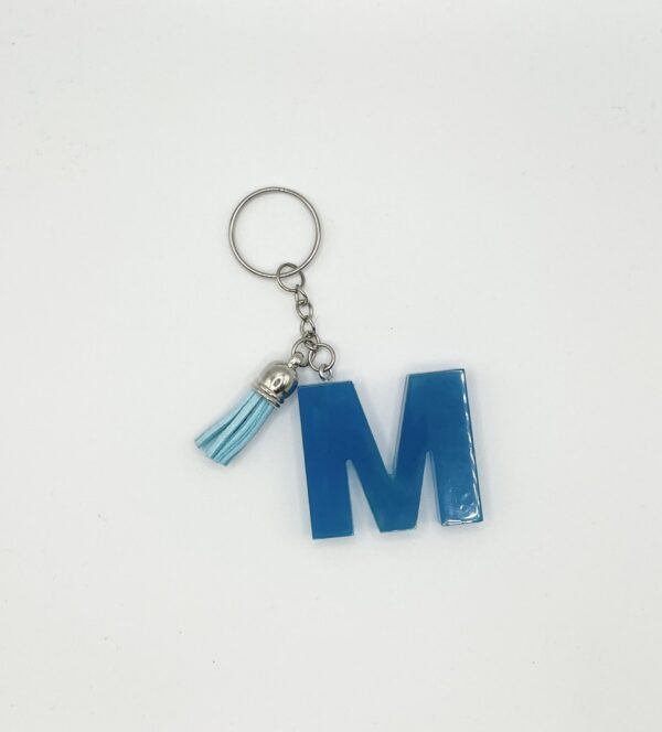 Porte clé lettre M bleu