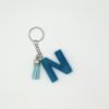 Porte clé lettre N bleu