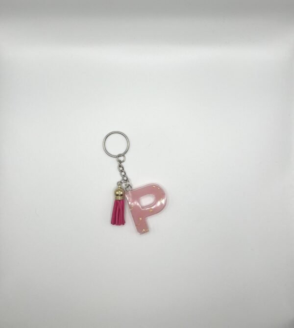 Porte clé lettre P rose avec paillettes dorées